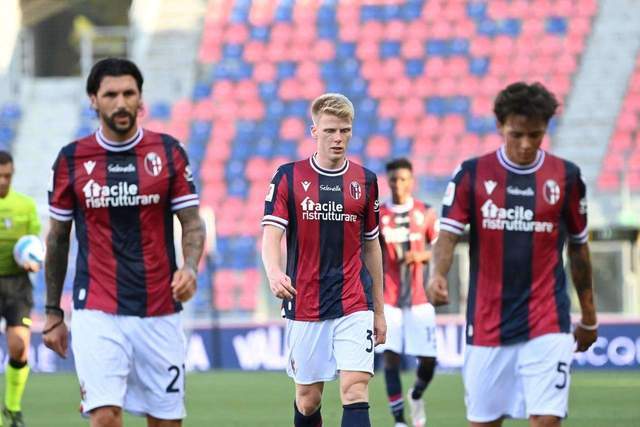 阿圭罗：曼城依然会坚持到最后&争取所有冠军